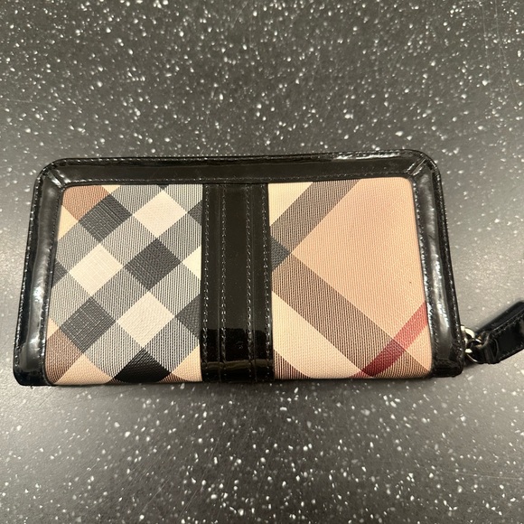 BURBERRY Supernova Large Ziggy Zip Around Wallet - Picture 2 of 5
